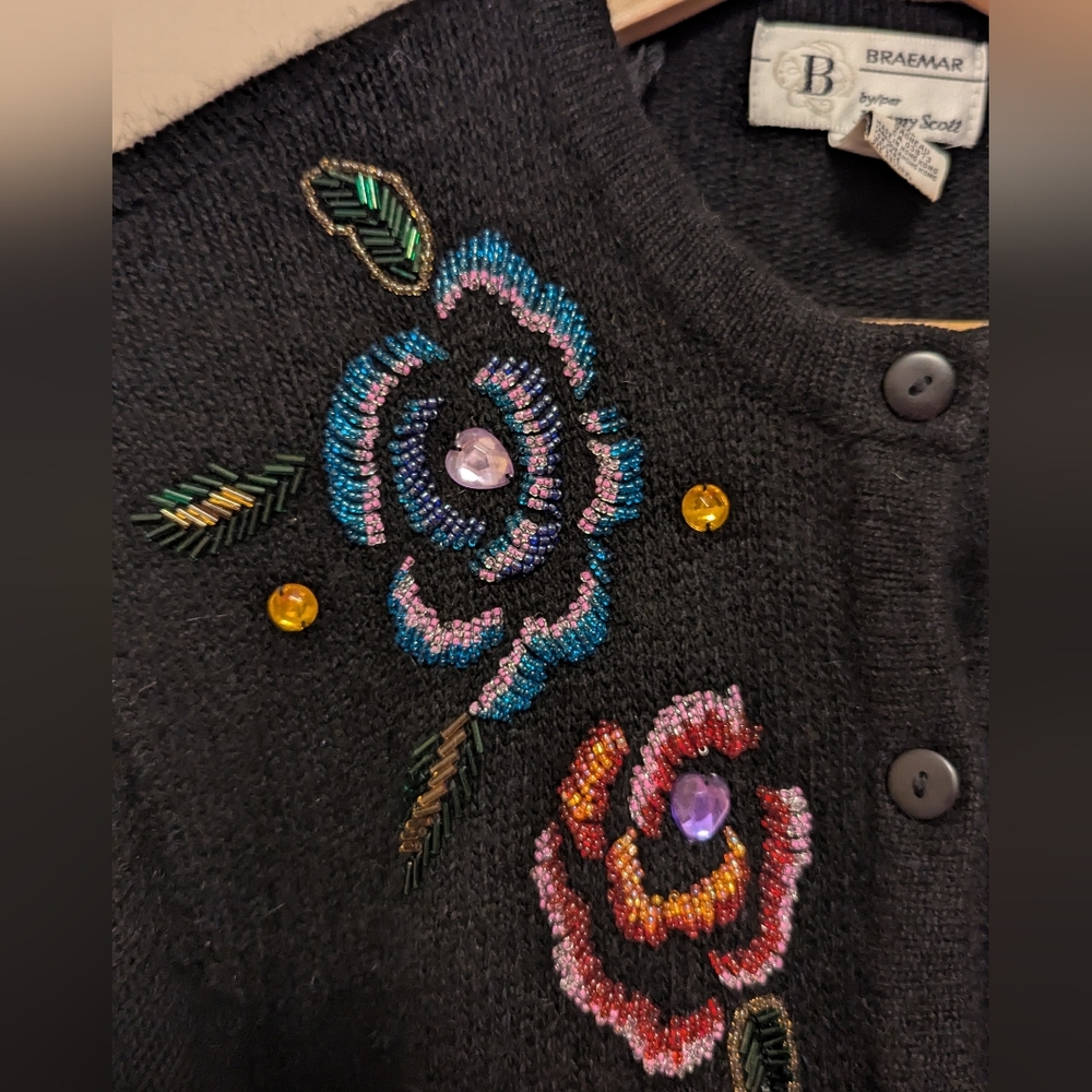 Vintage Black Knit Silk Angora Blend Sweater Cardigan Beaded Flowers Large - Picture 8 of 14